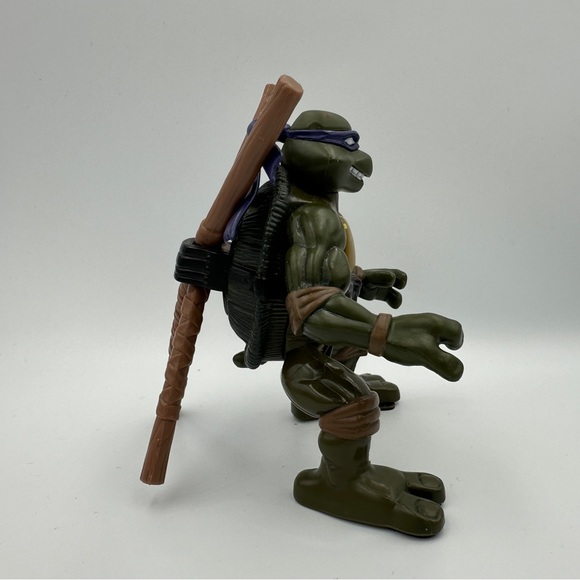 TMNT 2004 Teenage Mutant
Turtles NINJA ACTION
DONATELLO figure LOOSE
Incomplete - Picture 4 of 8